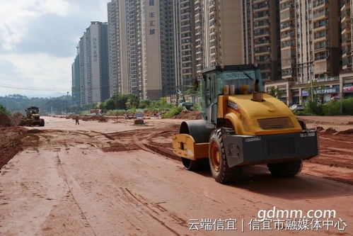信宜站前大道建設(shè)已完成土方回填,已進(jìn)入路面基層施工